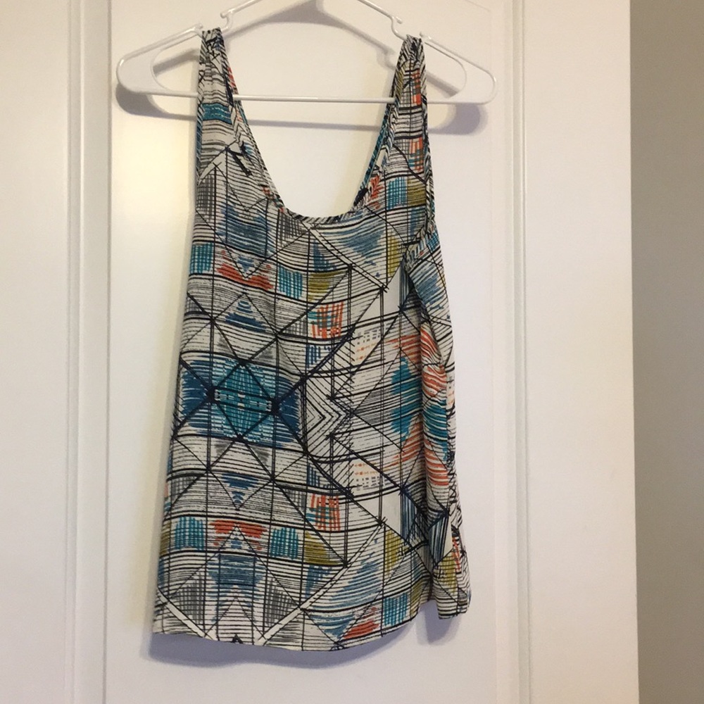 Geometric print shirt!